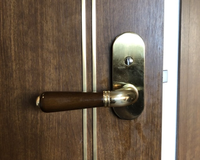 #兵庫県　#宝塚市　#室内　#ドアノブ　#開かない　#西宮市　#すむーず